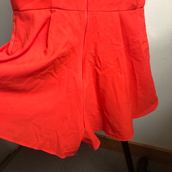 Red romper - Picture 3 of 4